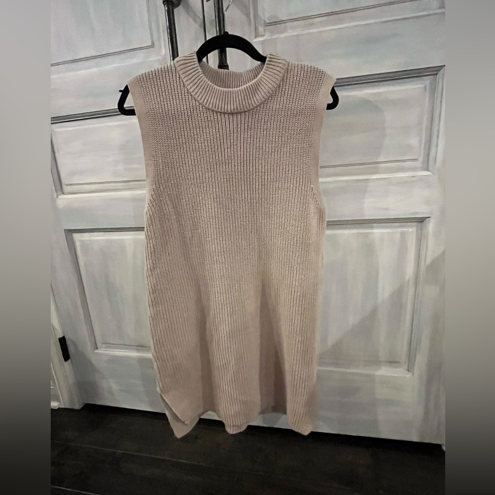 NWTO-H&M Sweater/Sweater Dresd